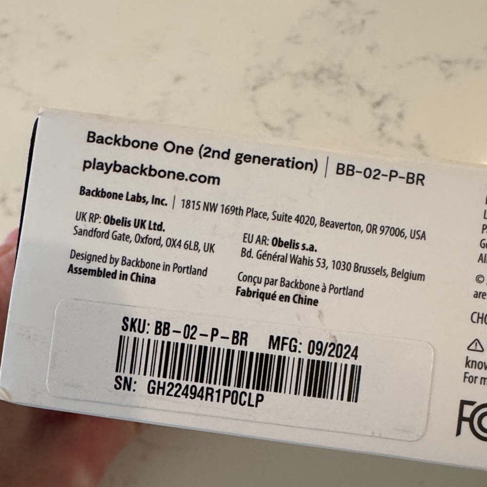 Backbone One Mobile Gaming Controller - Picture 6 of 7